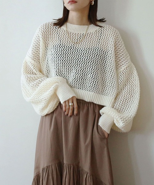 NOAHL(ノアル)の「【NOAHL】メッシュショートプルオーバー(Tシャツ/カットソー・レディース・グレイッシュベージュ/ブラック/ベージュ/ホワイト/ブラウン/モカ/アイボリー/ダークブラウン/チャコール・FREE)」の2枚目の写真