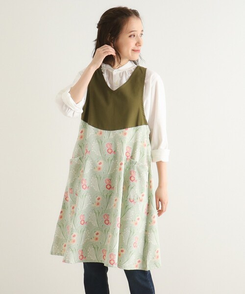 ベヴィントン ブルーム柄 エプロン（エプロン）｜LAURA ASHLEY（ローラアシュレイ）