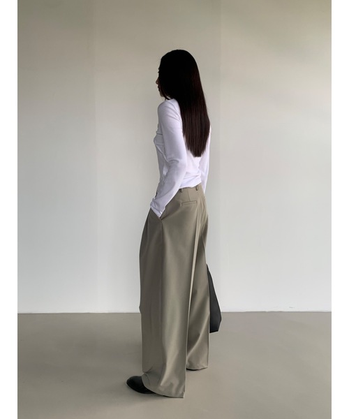 Didot.showroom（ディドット ショールーム）の「モダール混ツイストリボンロンT（Tシャツ/カットソー・レディース・ブラック/ホワイト/グレー・FREE）」の19枚目の写真