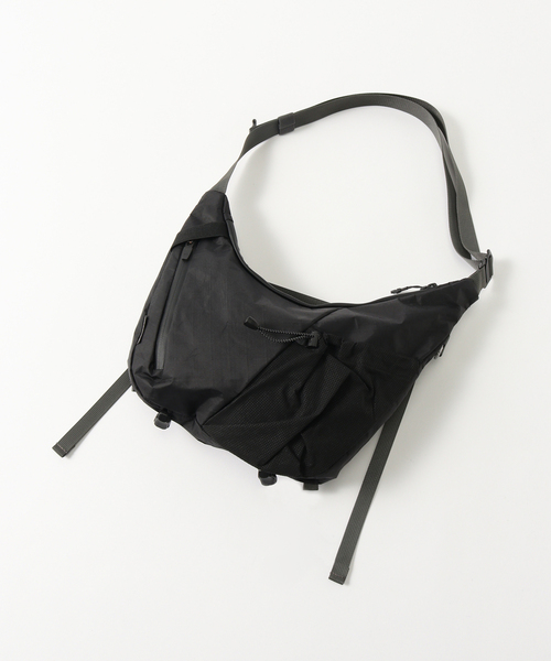 JOURNAL STANDARD(ジャーナルスタンダード)の「SEALSON / シールソン CROSSBODY BAG(ショルダーバッグ・メンズ・ブラック・FREE)」の1枚目の写真