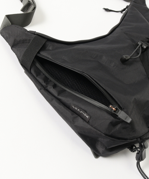 JOURNAL STANDARD(ジャーナルスタンダード)の「SEALSON / シールソン CROSSBODY BAG(ショルダーバッグ・メンズ・ブラック・FREE)」の6枚目の写真