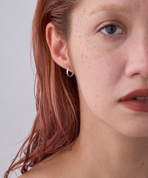 JUPITER（ジュピター）の「【K10】ダイヤモンドカットフープピアス<動画あり>（ピアス（両耳用）・レディース・ゴールド/シルバー・FREE）」の15枚目の写真