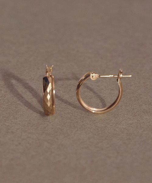 JUPITER（ジュピター）の「【K10】ダイヤモンドカットフープピアス<動画あり>（ピアス（両耳用）・レディース・ゴールド/シルバー・FREE）」の19枚目の写真