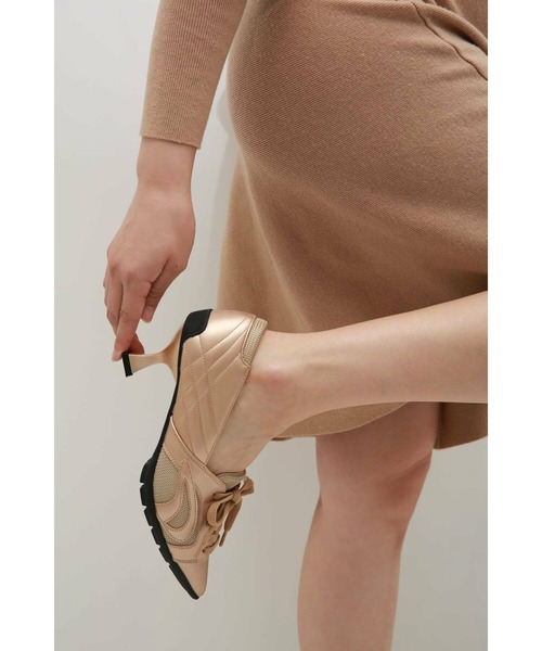 Bella lume(ベッラルーメ)の「/Bella Lume(ベッラルーメ)/スニーカーデザインパンプス(パンプス・レディース・ブラック/シルバー・LARGE/MEDIUM/SMALL)」の18枚目の写真