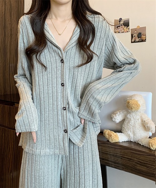 Girly Doll(ガーリードール)の「長袖ルームウェア 上下セット(ルームウェア/パジャマ・レディース・グリーン/ブルー/ピンク・FREE)」の1枚目の写真