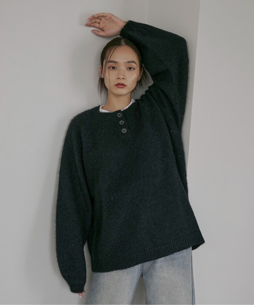 feepur(フェピュール)の「【ハンドウォッシャブル】ウール混起毛ヘンリーニット(ニット/セーター・レディース・ネイビー/アイボリー/グレー/ブラウン・MEDIUM)」の14枚目の写真