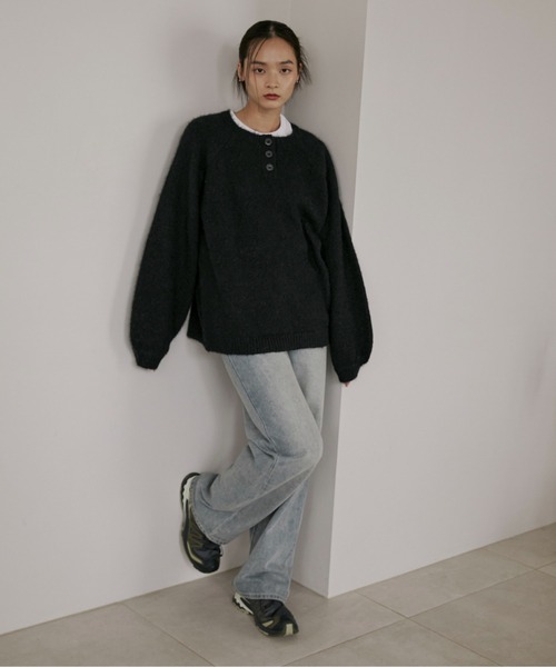 feepur(フェピュール)の「【ハンドウォッシャブル】ウール混起毛ヘンリーニット(ニット/セーター・レディース・ネイビー/アイボリー/グレー/ブラウン・MEDIUM)」の13枚目の写真