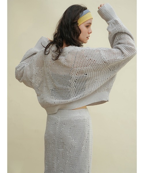 FIKA.(フィーカ)の「Low gauge cropped knit(ニット/セーター・レディース・アイボリー/グレー/ベージュ・MEDIUM)」の2枚目の写真