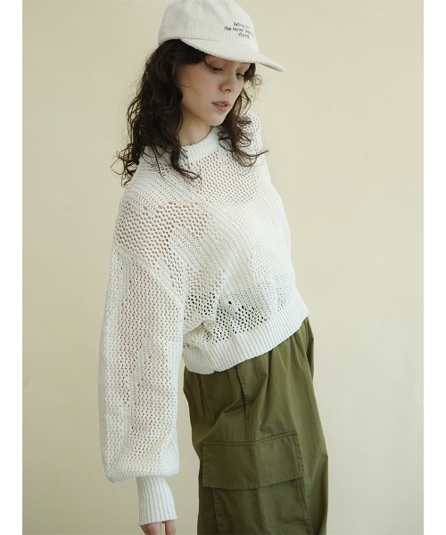 FIKA.(フィーカ)の「Low gauge cropped knit(ニット/セーター・レディース・アイボリー/グレー/ベージュ・MEDIUM)」の11枚目の写真