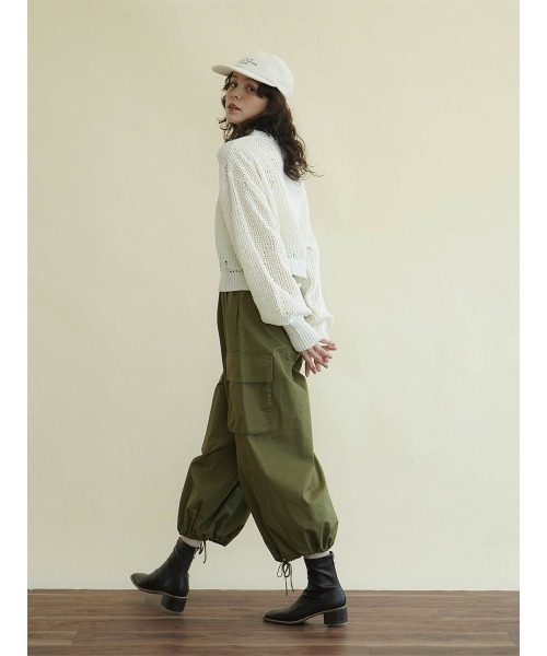 FIKA.(フィーカ)の「Low gauge cropped knit(ニット/セーター・レディース・アイボリー/グレー/ベージュ・MEDIUM)」の6枚目の写真