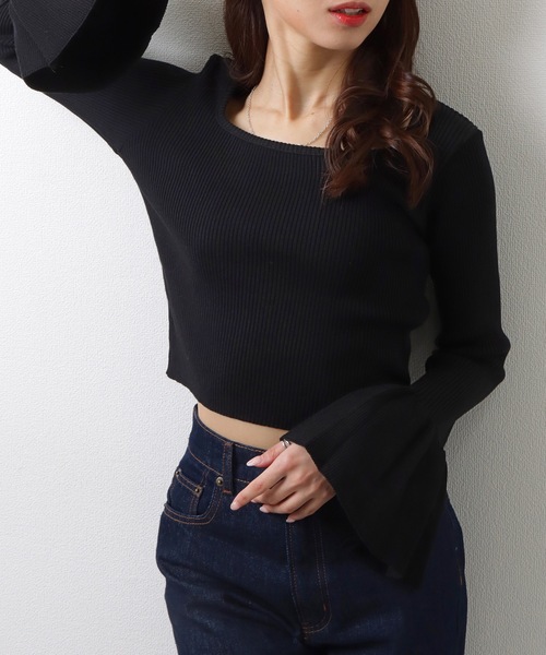 Lace Ladies(レースレディース)の「Uネック トランペットスリーブ リブニット セーター トップス(ニット/セーター・レディース・ブラック/ホワイト/レッド・FREE)」の15枚目の写真