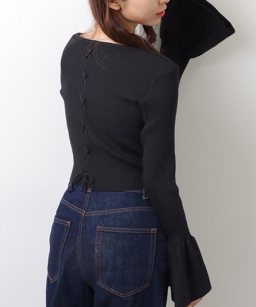 Lace Ladies(レースレディース)の「Uネック トランペットスリーブ リブニット セーター トップス(ニット/セーター・レディース・ブラック/ホワイト/レッド・FREE)」の16枚目の写真