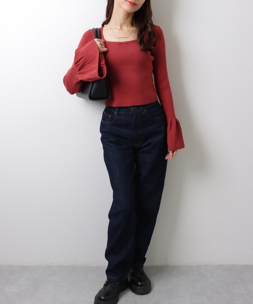 Lace Ladies(レースレディース)の「Uネック トランペットスリーブ リブニット セーター トップス(ニット/セーター・レディース・ブラック/ホワイト/レッド・FREE)」の17枚目の写真
