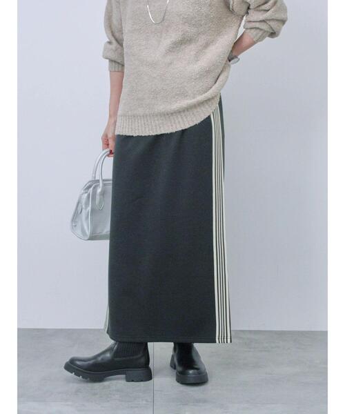 Samansa Mos2 blue（サマンサモスモスブルー）の「◎サイドラインナロースカート（スカート・レディース・シルバーグレー/ブラック/チャコールグレー・F）」の2枚目の写真