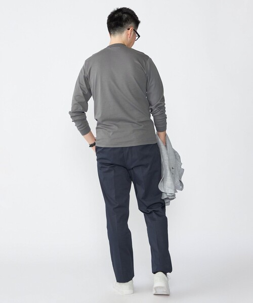 SHIPS(シップス)の「【WEB限定】SHIPS:〈抗菌/防臭〉テレワーク ビズ モックネック ロングスリーブ Tシャツ(Tシャツ/カットソー・メンズ・ベージュ/ホワイト/ブラック/ダークグレー・SMALL/MEDIUM/LARGE/X-LARGE)」の15枚目の写真