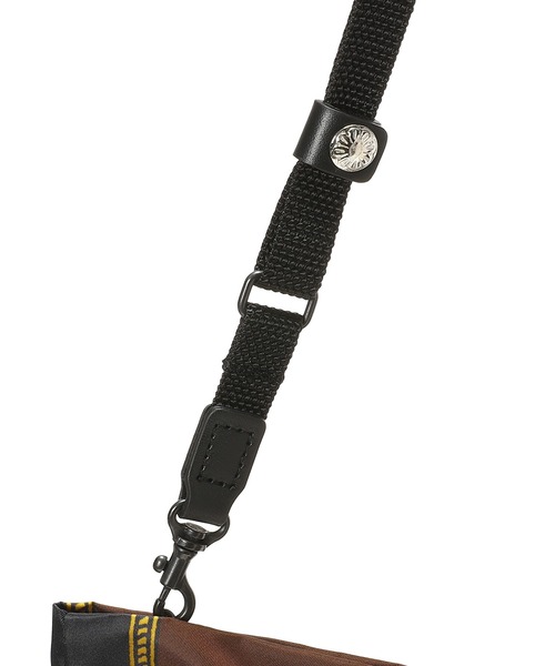 TOGA PULLA（トーガ　プルラ）の「TOGA PULLA Print tote bag TZ251-AG931（トートバッグ・レディース・オレンジ/グリーン・ONE SIZE）」の9枚目の写真