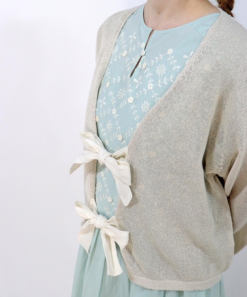 haupia（ハウピア）の「いにしえのリボンカーディ【ニット】（カーディガン/ボレロ・レディース・ブラック/ホワイト×ブラック/チャコールグレー/ベージュ/ネイビー・MEDIUM）」の7枚目の写真