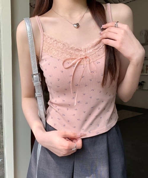 Mejoul（メジュール）の「【カップ付き】 リボンレースアソートインナーキャミソール　フラワー　くまちゃん（キャミソール・レディース・グレー/ホワイト/アイボリー/ホワイト系/ピンク/ブラック/ホワイト系1・F）」の7枚目の写真