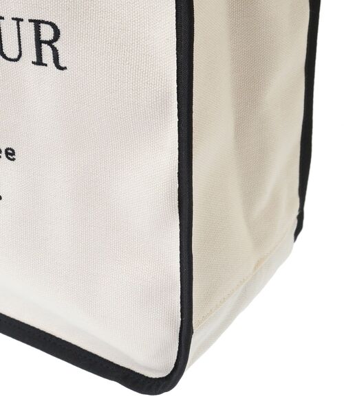 Maison de FLEUR（メゾンドフルール）の「パイピングスクエアトートバッグ（トートバッグ・レディース・ブラック/アイボリー/ライトピンク・FREE）」の17枚目の写真