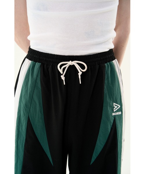 DISCOVERED（ディスカバード）の「TRACK SUITS TRACK PANTS（その他パンツ・メンズ・ブラック×グリーン/グレー・SMALL/LARGE）」の17枚目の写真