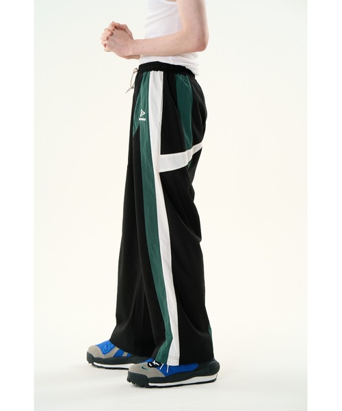 DISCOVERED（ディスカバード）の「TRACK SUITS TRACK PANTS（その他パンツ・メンズ・ブラック×グリーン/グレー・SMALL/LARGE）」の20枚目の写真