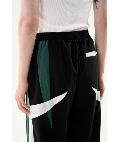 DISCOVERED（ディスカバード）の「TRACK SUITS TRACK PANTS（その他パンツ・メンズ・ブラック×グリーン/グレー・SMALL/LARGE）」の18枚目の写真