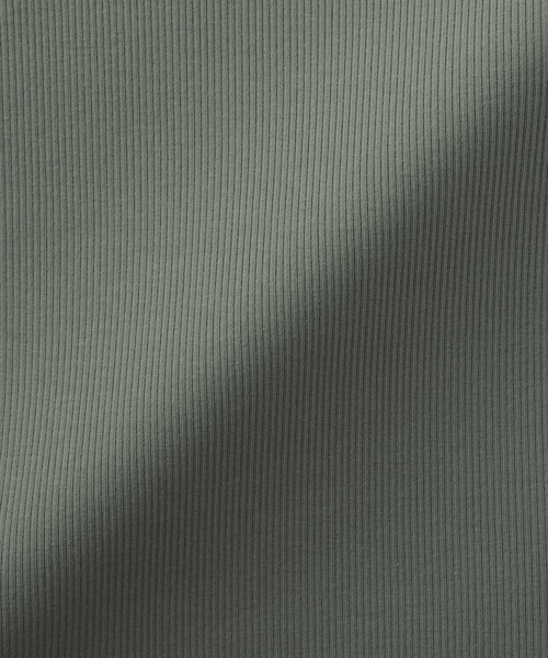 無印良品（ムジルシリョウヒン）の「婦人　ストレッチリブ編みタンクトップ（タンクトップ・レディース・オフホワイト/グレー/ブラック/スモーキーグリーン系/ホワイト系/ブラック系・XS/S/M/L/XL）」の7枚目の写真