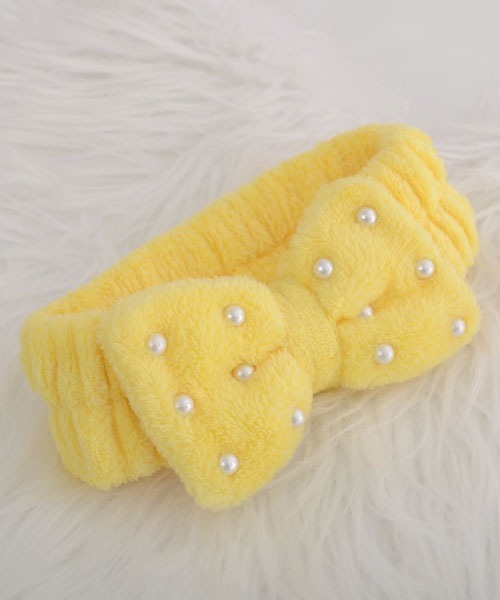 VIBGYOR Women（ヴィブジョー　ウィメン）の「【float】ふわふわ もこもこ パール リボン ヘアバンド【11色展開】（ヘアバンド・レディース・ホワイト/ピンク/コーラルピンク/ライトパープル/イエロー/グレイッシュベージュ/ライトブルー/ベビーピンク/ライトピンク/スモークピンク/グレー・FREE）」の7枚目の写真