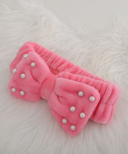 VIBGYOR Women（ヴィブジョー　ウィメン）の「【float】ふわふわ もこもこ パール リボン ヘアバンド【11色展開】（ヘアバンド・レディース・ホワイト/ピンク/コーラルピンク/ライトパープル/イエロー/グレイッシュベージュ/ライトブルー/ベビーピンク/ライトピンク/スモークピンク/グレー・FREE）」の11枚目の写真