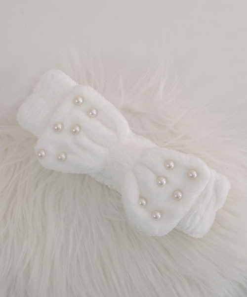 VIBGYOR Women（ヴィブジョー　ウィメン）の「【float】ふわふわ もこもこ パール リボン ヘアバンド【11色展開】（ヘアバンド・レディース・ホワイト/ピンク/コーラルピンク/ライトパープル/イエロー/グレイッシュベージュ/ライトブルー/ベビーピンク/ライトピンク/スモークピンク/グレー・FREE）」の21枚目の写真