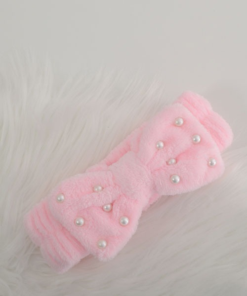 VIBGYOR Women（ヴィブジョー　ウィメン）の「【float】ふわふわ もこもこ パール リボン ヘアバンド【11色展開】（ヘアバンド・レディース・ホワイト/ピンク/コーラルピンク/ライトパープル/イエロー/グレイッシュベージュ/ライトブルー/ベビーピンク/ライトピンク/スモークピンク/グレー・FREE）」の14枚目の写真
