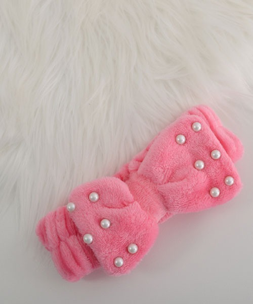 VIBGYOR Women（ヴィブジョー　ウィメン）の「【float】ふわふわ もこもこ パール リボン ヘアバンド【11色展開】（ヘアバンド・レディース・ホワイト/ピンク/コーラルピンク/ライトパープル/イエロー/グレイッシュベージュ/ライトブルー/ベビーピンク/ライトピンク/スモークピンク/グレー・FREE）」の17枚目の写真