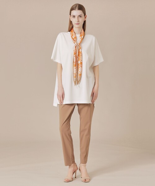 MACKINTOSH LONDON(マッキントッシュ ロンドン)の「【婦人画報掲載】【Diamond Shape Scarf/ダイヤモンドシェイプスカーフ】【BIBURY FLOWER】バイブリーダイヤモンドシェイプスカーフ(ストール/ショール・レディース・グリーン系その他4/ライトブルー/オレンジ・FREE)」の10枚目の写真
