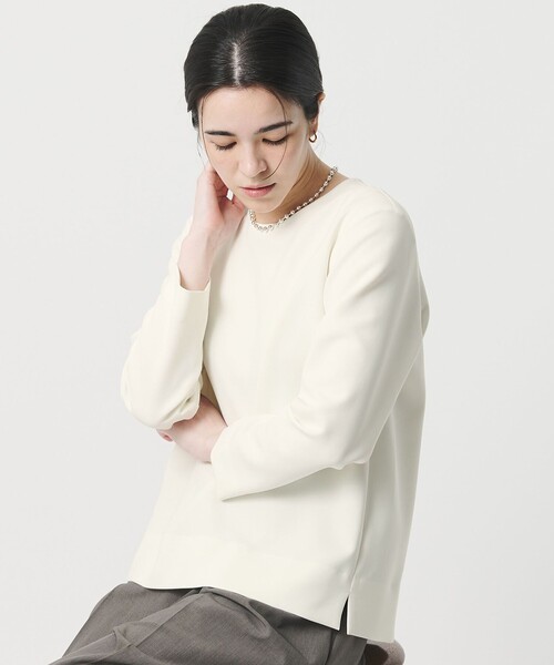 BEAUTY&YOUTH UNITED ARROWS（ビューティーアンドユースユナイテッドアローズ）の「ダブルクロス クルーネック ブラウス（シャツ/ブラウス・レディース・ネイビー/オフホワイト/ホワイト・FREE）」の2枚目の写真