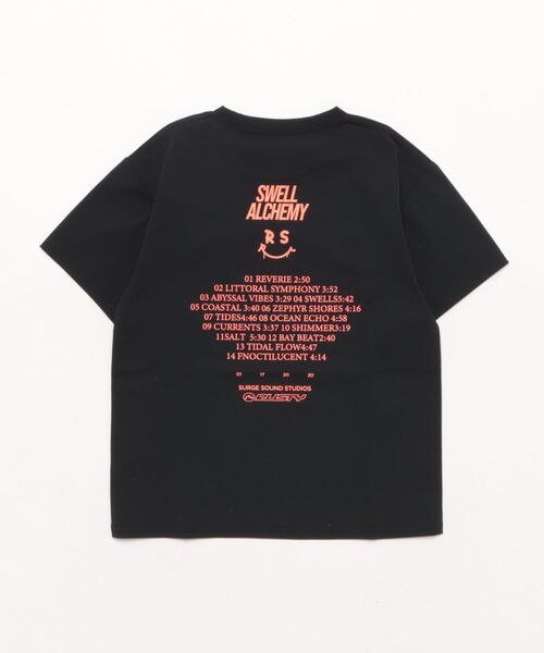 RUSTY（ラスティ）の「RUSTY/ラスティー デザイン半袖Tシャツ キッズ UVケア ラッシュガード 965502（ラッシュガード・キッズ・チャコールグレー/ブラック/ホワイト・150cm/160cm/130cm/140cm）」の4枚目の写真