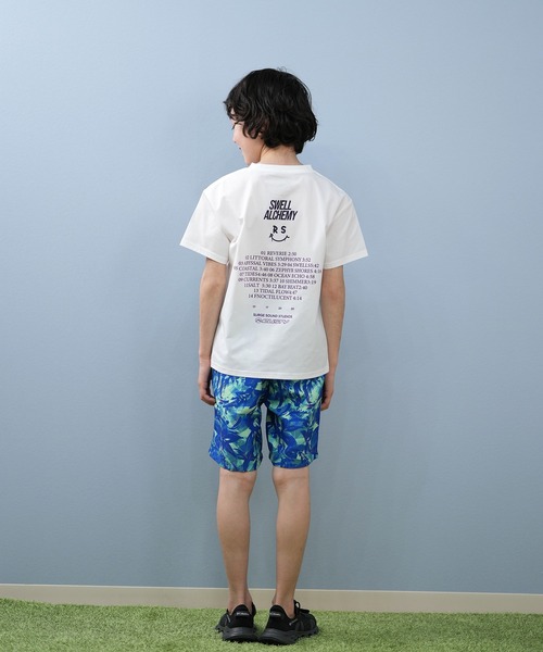 RUSTY（ラスティ）の「RUSTY/ラスティー デザイン半袖Tシャツ キッズ UVケア ラッシュガード 965502（ラッシュガード・キッズ・チャコールグレー/ブラック/ホワイト・150cm/160cm/130cm/140cm）」の7枚目の写真