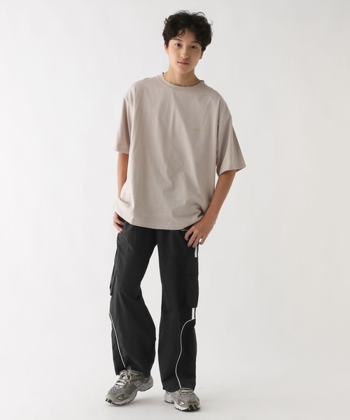 GLOBAL WORK(グローバルワーク)の「ナイロンラインパンツ/AND YUA ANY/291947(カーゴパンツ・キッズ・ブラック/ネイビー・SMALL/MEDIUM/LARGE)」の19枚目の写真