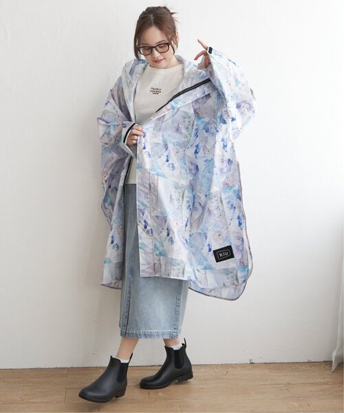LBC（エルビーシー）の「【撥水】KiU キウ スタンダードレインポンチョ 2（レインコート/ポンチョ・レディース・アイボリー/ホワイト/ミント/ライトグレー/ダークネイビー/その他1/ライトグリーン・FREE）」の10枚目の写真