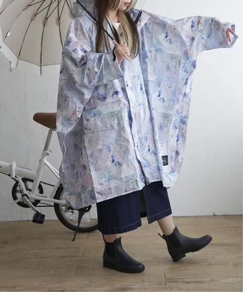 LBC（エルビーシー）の「【撥水】KiU キウ スタンダードレインポンチョ 2（レインコート/ポンチョ・レディース・アイボリー/ホワイト/ミント/ライトグレー/ダークネイビー/その他1/ライトグリーン・FREE）」の12枚目の写真