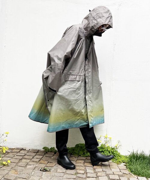 LBC（エルビーシー）の「【撥水】KiU キウ スタンダードレインポンチョ 2（レインコート/ポンチョ・レディース・アイボリー/ホワイト/ミント/ライトグレー/ダークネイビー/その他1/ライトグリーン・FREE）」の8枚目の写真