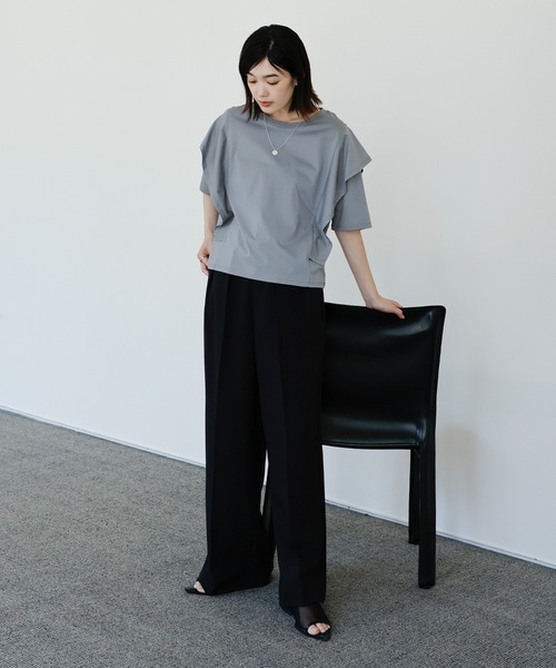 select MOCA Et(セレクトモカエト)の「【Et】Flared Double Sleeve Tops(Tシャツ/カットソー・レディース・ブラック/グレー・FREE)」の11枚目の写真