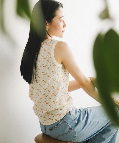 URBAN RESEARCH DOORS（アーバンリサーチドアーズ）の「『別注』Sports Wear×DOORS　ワッフルタンクトップ（タンクトップ・レディース・グレー系その他/アイボリー/グレー/ホワイト系その他・ONE）」の7枚目の写真