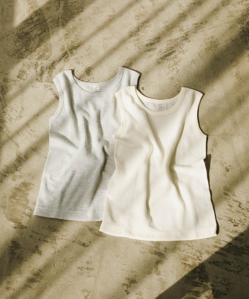 URBAN RESEARCH DOORS（アーバンリサーチドアーズ）の「『別注』Sports Wear×DOORS　ワッフルタンクトップ（タンクトップ・レディース・グレー系その他/アイボリー/グレー/ホワイト系その他・ONE）」の8枚目の写真