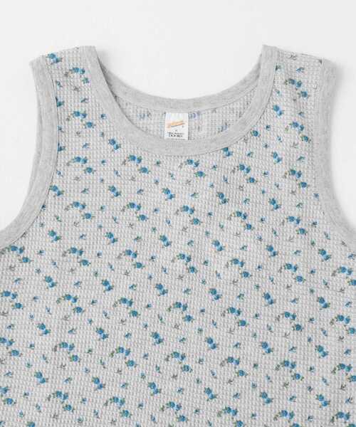 URBAN RESEARCH DOORS（アーバンリサーチドアーズ）の「『別注』Sports Wear×DOORS　ワッフルタンクトップ（タンクトップ・レディース・グレー系その他/アイボリー/グレー/ホワイト系その他・ONE）」の19枚目の写真