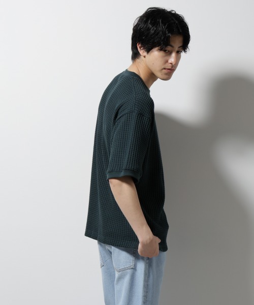NANO universe(ナノユニバース)の「オニワッフルビッグTシャツ 五分袖(Tシャツ/カットソー・メンズ・ブルー/ダークグリーン/ホワイト/スミクロ・L/M/XL)」の20枚目の写真