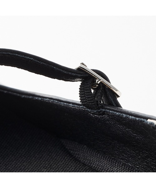 IEDIT(イディット)の「IEDIT こだわりの履き心地で走り出したくなるストラップパンプス〈ブラック〉(パンプス・レディース・ブラック・6/5)」の4枚目の写真