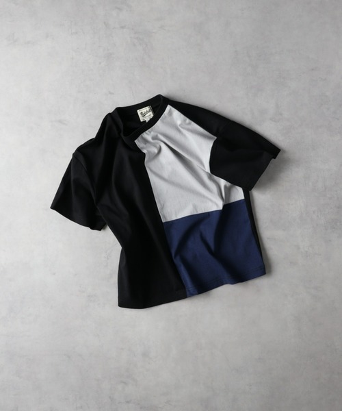 Right-on（ライトオン）の「【Refurbish】切り替えＴシャツ（Tシャツ/カットソー・キッズ・ブルー/ホワイト/ブラック/グレー・140/150/160/130）」の2枚目の写真