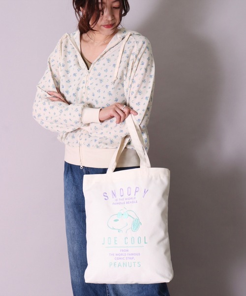 PEANUTS（ピーナッツ）の「(ACT)【PEANUTS】刺繍 トートバッグ（トートバッグ・レディース・アイボリー系1/アイボリー系2/アイボリー系3・ONE SIZE）」の5枚目の写真