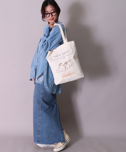 PEANUTS（ピーナッツ）の「(ACT)【PEANUTS】刺繍 トートバッグ（トートバッグ・レディース・アイボリー系1/アイボリー系2/アイボリー系3・ONE SIZE）」の6枚目の写真