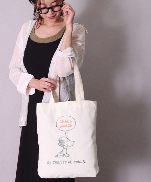 PEANUTS（ピーナッツ）の「(ACT)【PEANUTS】刺繍 トートバッグ（トートバッグ・レディース・アイボリー系1/アイボリー系2/アイボリー系3・ONE SIZE）」の9枚目の写真